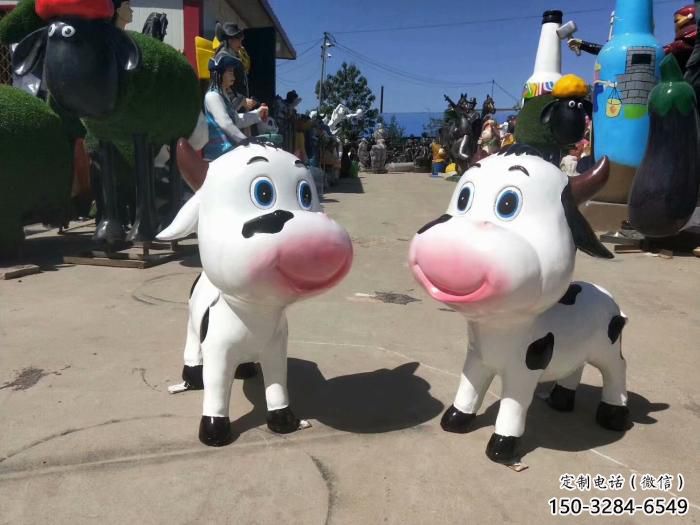 商業(yè)街玻璃鋼小狗雕塑 售樓處雕塑 動物擺件