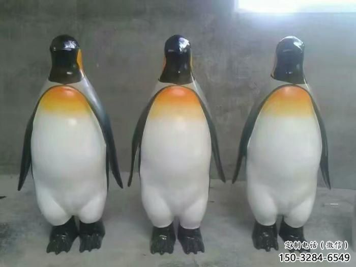 彩繪玻璃鋼企鵝雕塑 仿真動(dòng)物雕塑 步行街?jǐn)[件