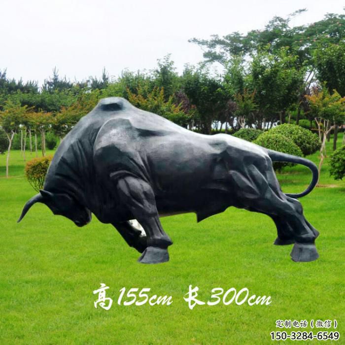 商業(yè)街玻璃鋼開荒牛雕塑 售樓處雕塑 動物擺件