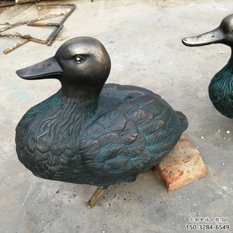 鴨子雕塑廠家，仿真動(dòng)物， 公園廣場(chǎng)街頭擺件 (13)