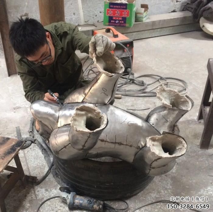 步行街猩猩雕塑，景觀主題，鍛造工藝