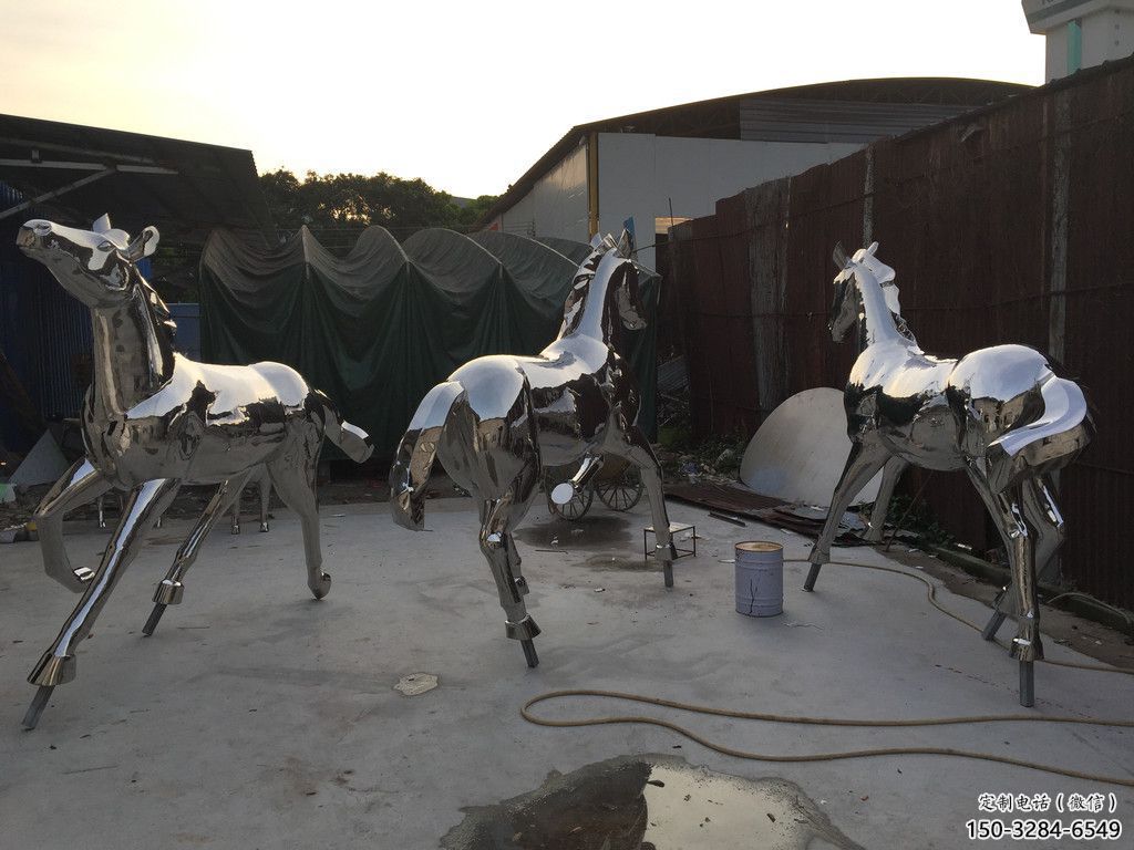 城市戰(zhàn)馬雕塑，音樂(lè)擺件，噴砂工藝