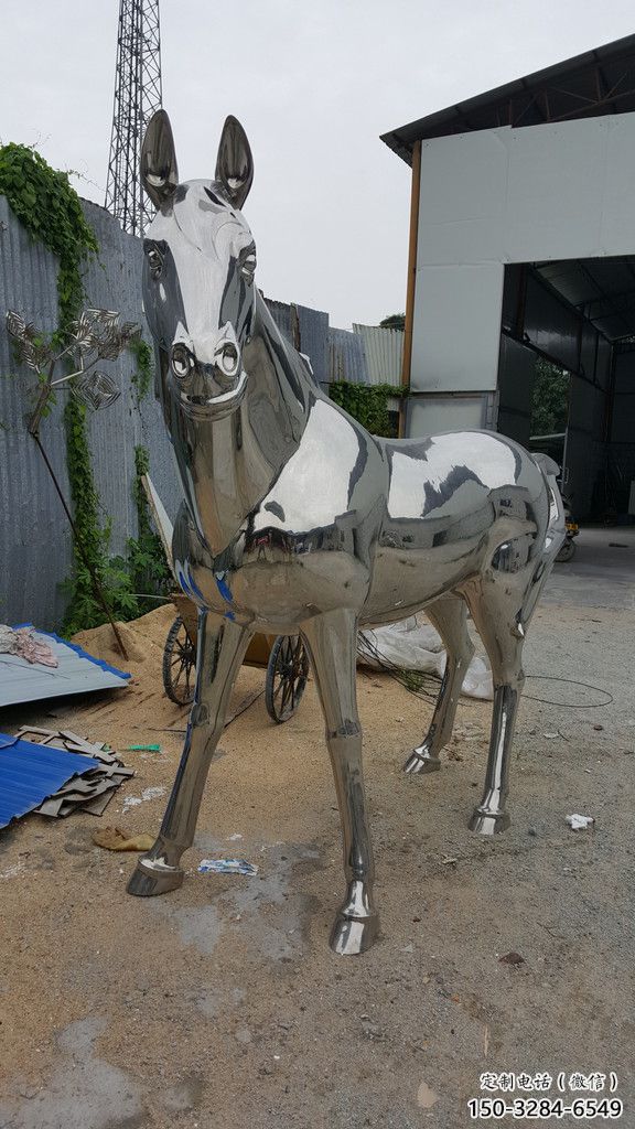景區戰馬雕塑，動物主題，彩繪工藝