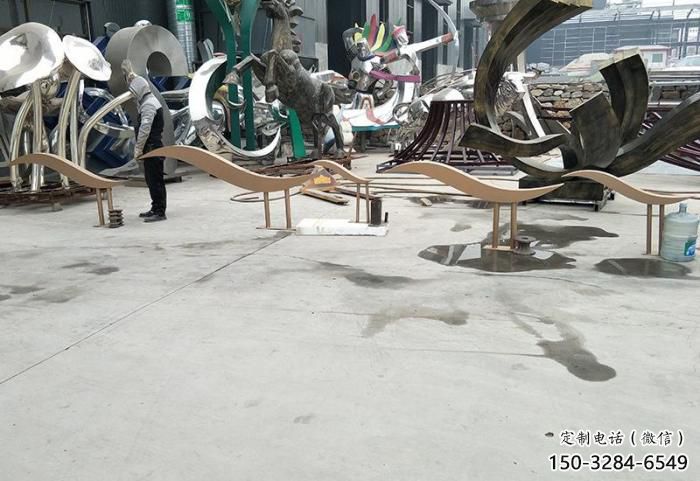 現代魚形雕塑 ，抽象元素設計，幾何原理制作方案