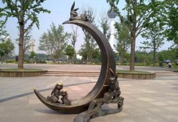 街道月亮雕塑，鍛造景觀雕塑，古銅效果