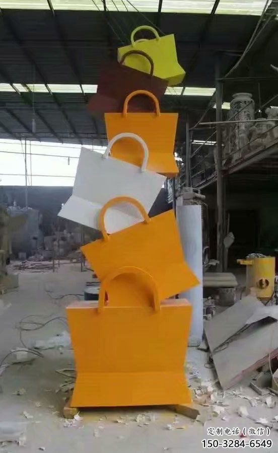 供應(yīng)烤漆包包雕塑 鋼管景觀小品 室內(nèi)雕塑