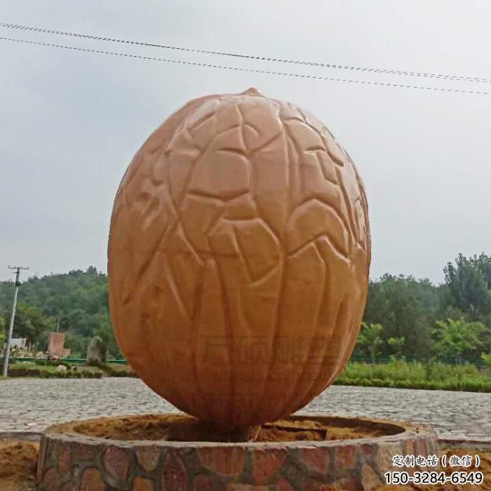 古銅色核桃雕塑 大型城市雕塑 商業街擺件