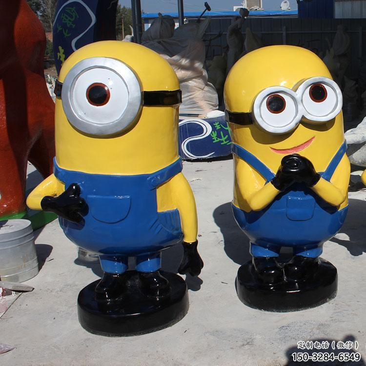 草地小黃人雕塑 現(xiàn)代校園卡通雕塑 大型動漫雕塑