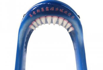 賓館大門(mén)雕塑 烤漆大型雕塑 歐式拱門(mén)雕塑