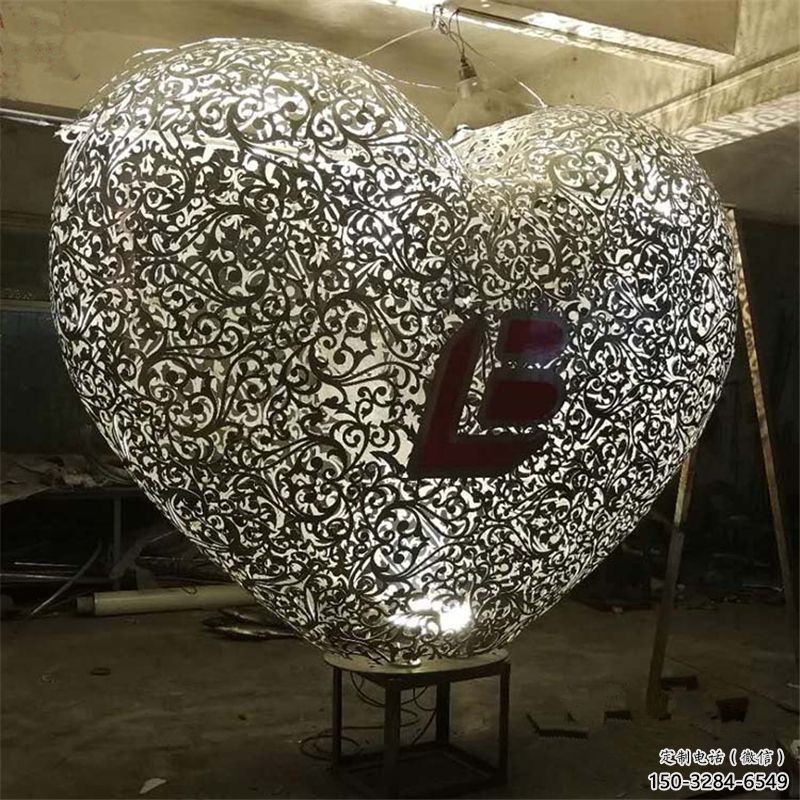 愛心雕塑 公園賓館雕塑 彩繪雕塑