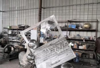 電腦雕塑 拉絲雕塑 步行街筆記本雕塑