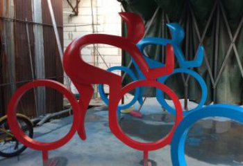 美陳賽車雕塑 異形噴水體育雕塑 酒店賽車人雕塑