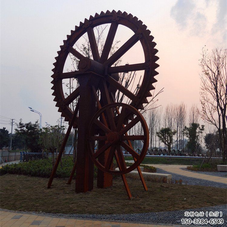 鏤空水車雕塑廠家 噴水園林仿古雕塑 住宅小區(qū)雕塑