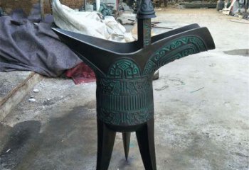 房地產酒尊雕塑 剪影酒尊杯雕塑 鍛造酒器雕塑