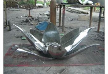 鏡面蓮花雕塑 烤漆大型花卉雕塑 彩繪水蓮花雕塑