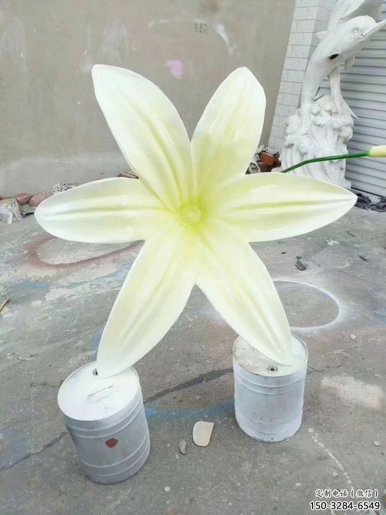 蘭花雕塑 拉絲玉蘭花雕塑 步行街雕塑