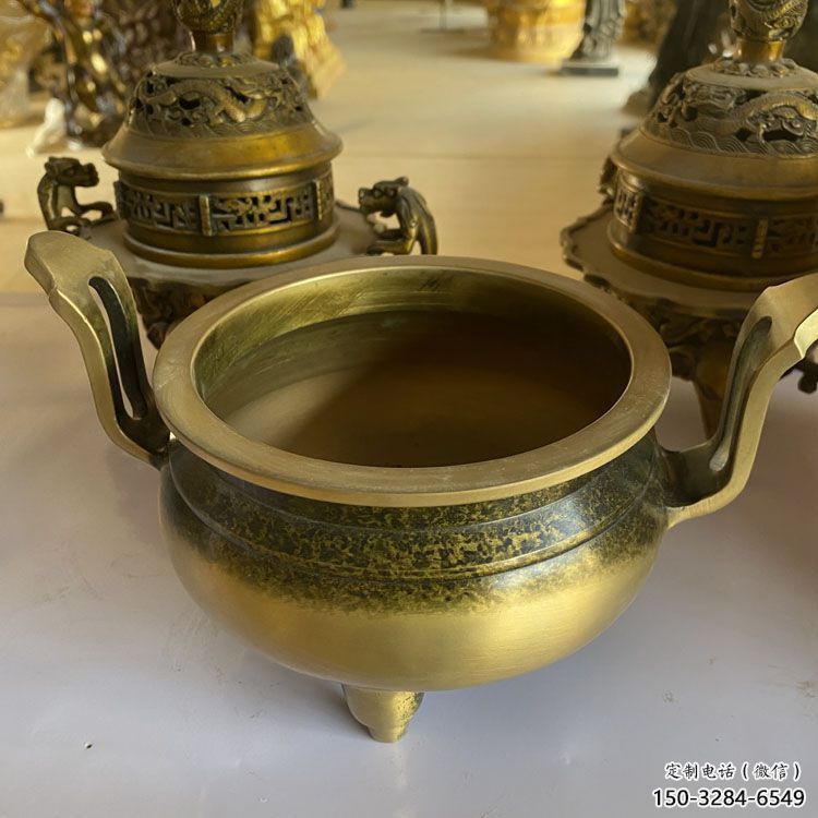 制作宣德?tīng)t香爐雕塑廠家