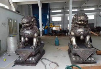 景觀獅子雕塑標(biāo)準(zhǔn)，鑄銅制作，景觀蹲獅雕塑優(yōu)價(jià)