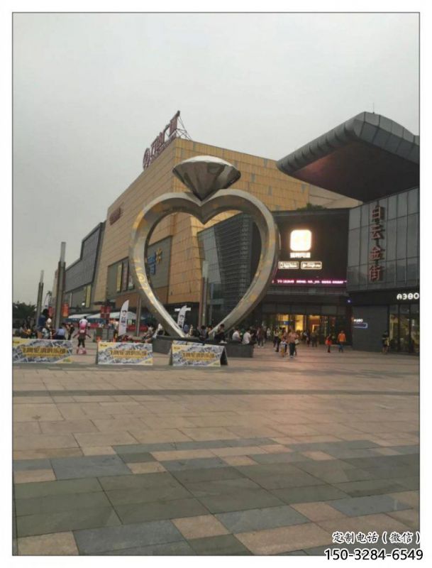 住宅小區戒指雕塑