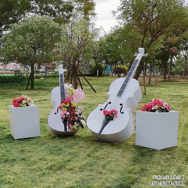提琴雕塑批發(fā)，水景雕塑，不銹鋼提琴雕塑供求