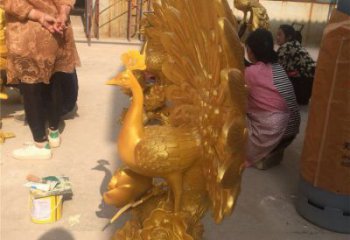 花園孔雀雕塑點擊，多彩藝術(shù)，銅孔雀雕塑承接