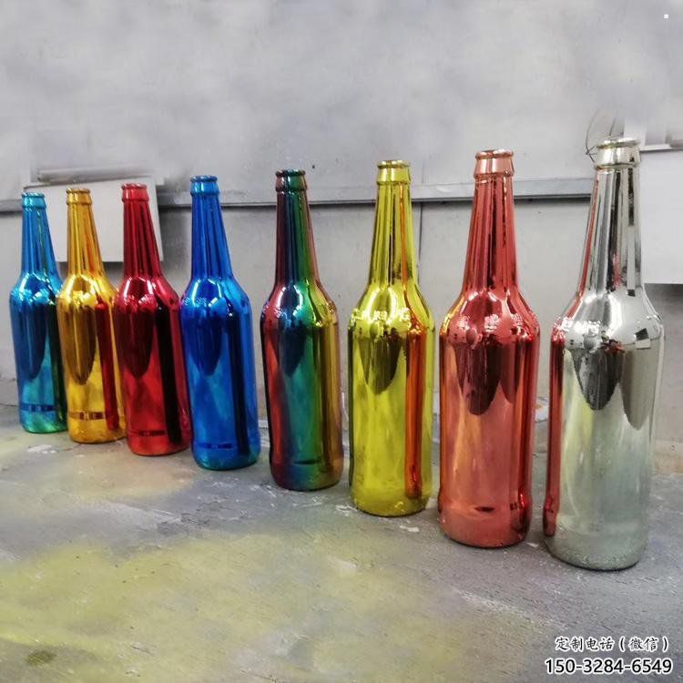 啤酒瓶雕塑通用，戶外雕塑，玻璃鋼啤酒瓶雕塑供應