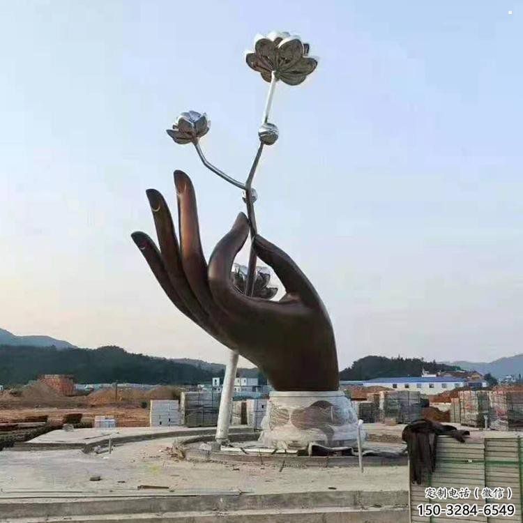 手拈花雕塑優選，城市裝飾，不銹鋼手拈花雕塑訂做