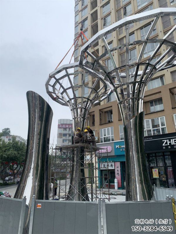 遮陽樹雕塑優選，室外雕塑，彩繪鏤空遮陽樹雕塑優選