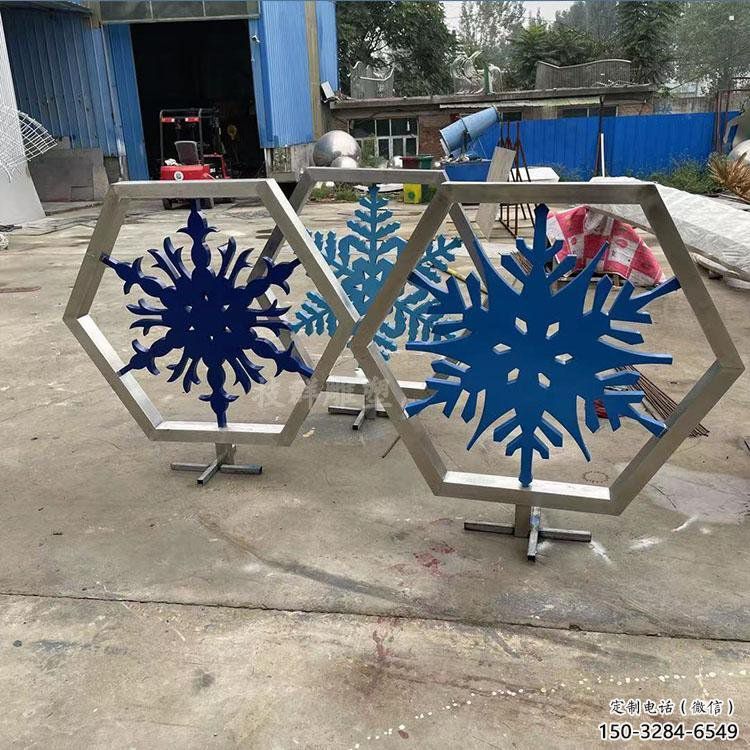公園雪花雕塑