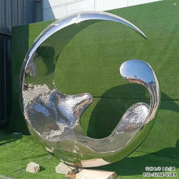 水滴環(huán)雕塑，創(chuàng)意設(shè)計類型，不銹鋼圓環(huán)水滴雕塑廠家