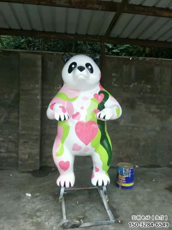 熊貓雕塑常用，景觀概念，彩繪熊貓雕塑廠家展品