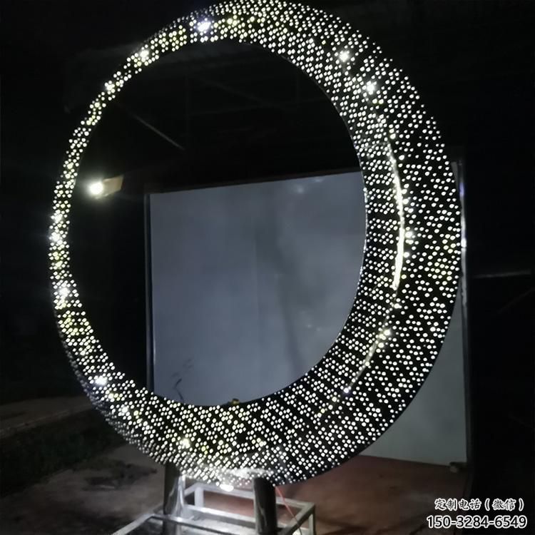 圓環(huán)雕塑定制，小區(qū)雕塑，建筑不銹鋼圓環(huán)雕塑提供