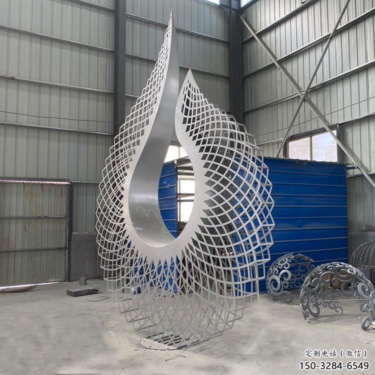 小圓環(huán)雕塑訂做，校園雕塑，鏤空?qǐng)A環(huán)雕塑廠家