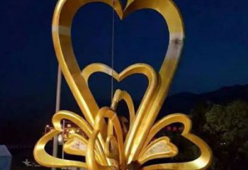 廣場心形人物雕塑