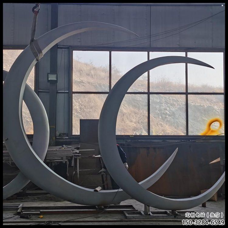 月亮雕塑觀賞型，露天雕塑，鋼結構月亮水簾雕塑訂做