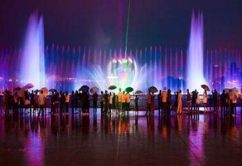 銅陵水景程控噴泉雕塑，高噴循環(huán)噴水方式設計