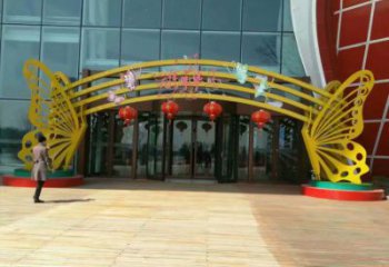 衡水蝴蝶拱門雕塑，鏤空烤漆效果，不銹鋼小區(qū)標識雕塑