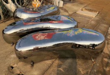 張家界坐凳雕塑，小區(qū)園林雕塑，不銹鋼鏡面效果