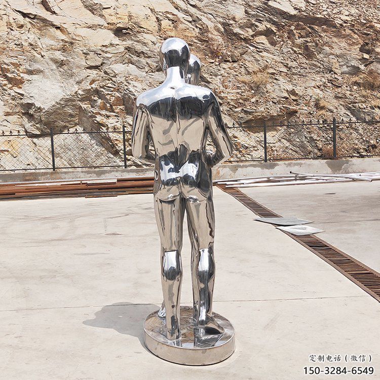 城中廣場情侶雕塑