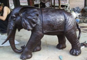 碑林庭院大象雕塑定做，廣場雕塑，室外銅大象雕塑提供