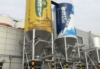 甘孜飲料瓶雕塑精選，街道標(biāo)識，玻璃鋼飲料瓶雕塑工程指用