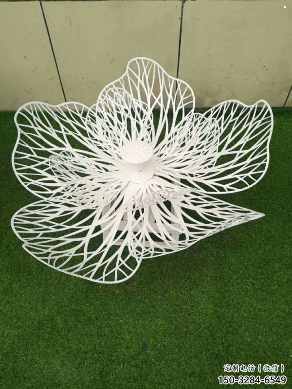 區(qū)梨花雕塑供應，城市裝飾，鏤空梨花雕塑廠家優(yōu)選