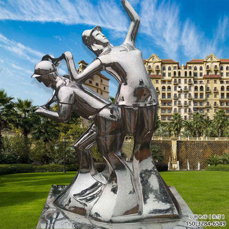 阿勒泰公園工人雕塑