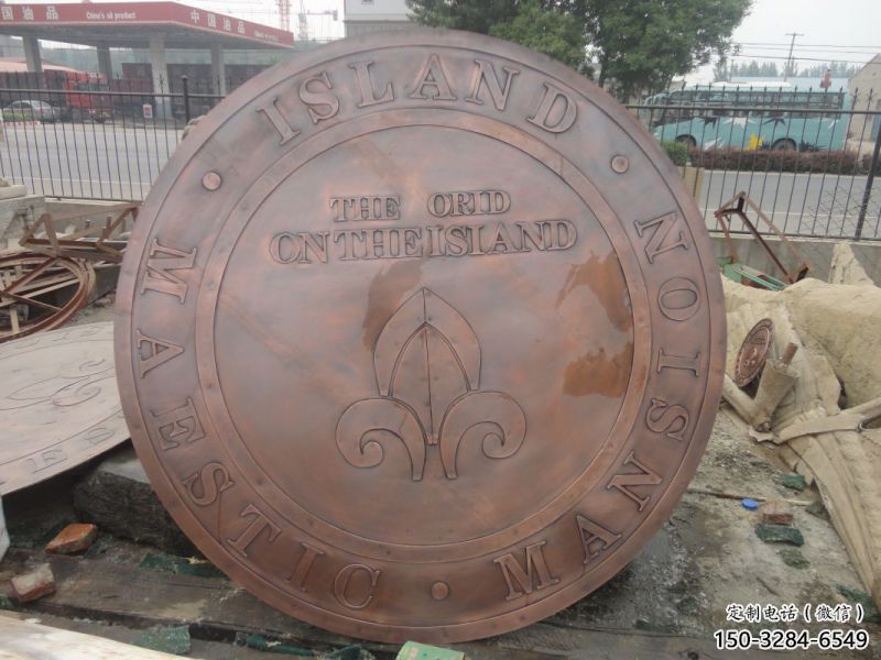 下城彩繪校徽雕塑